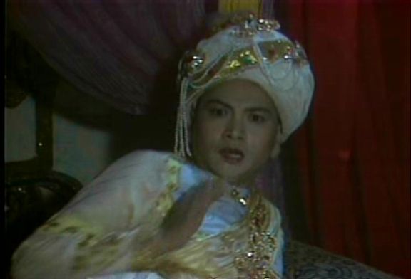 为啥是两个黄鹂而不是两只黄鹂,到底是两只黄鹂还是两个黄鹂