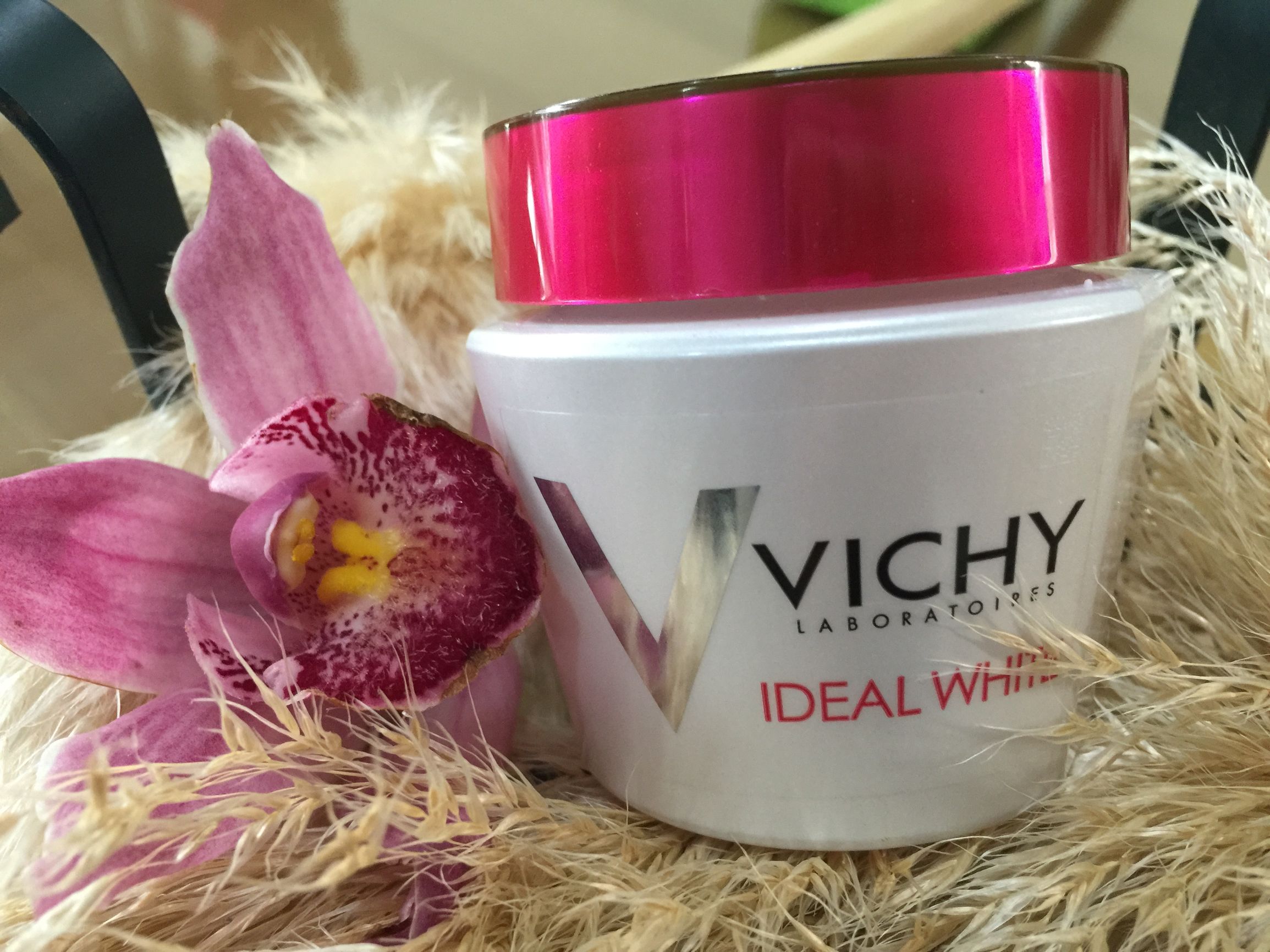 甜馨皮肤变白了,甜馨皮肤变白了吗