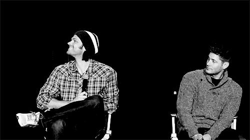 他美剧第一帅哥的称号,可绝非浪得虚名。