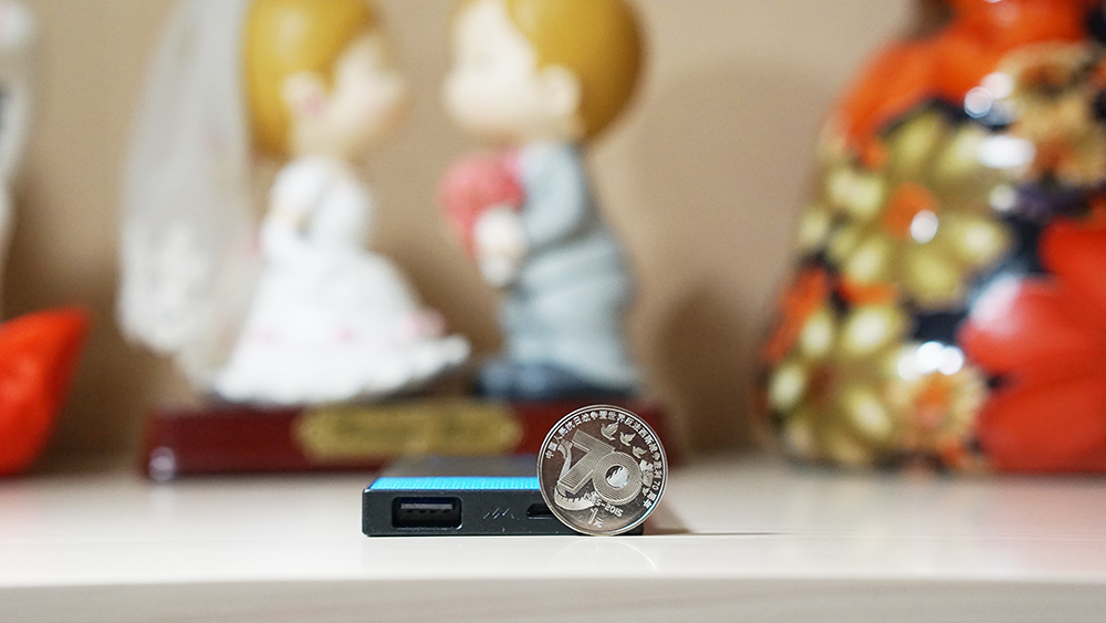 富基仕移动电源:原芯品质,极致轻薄