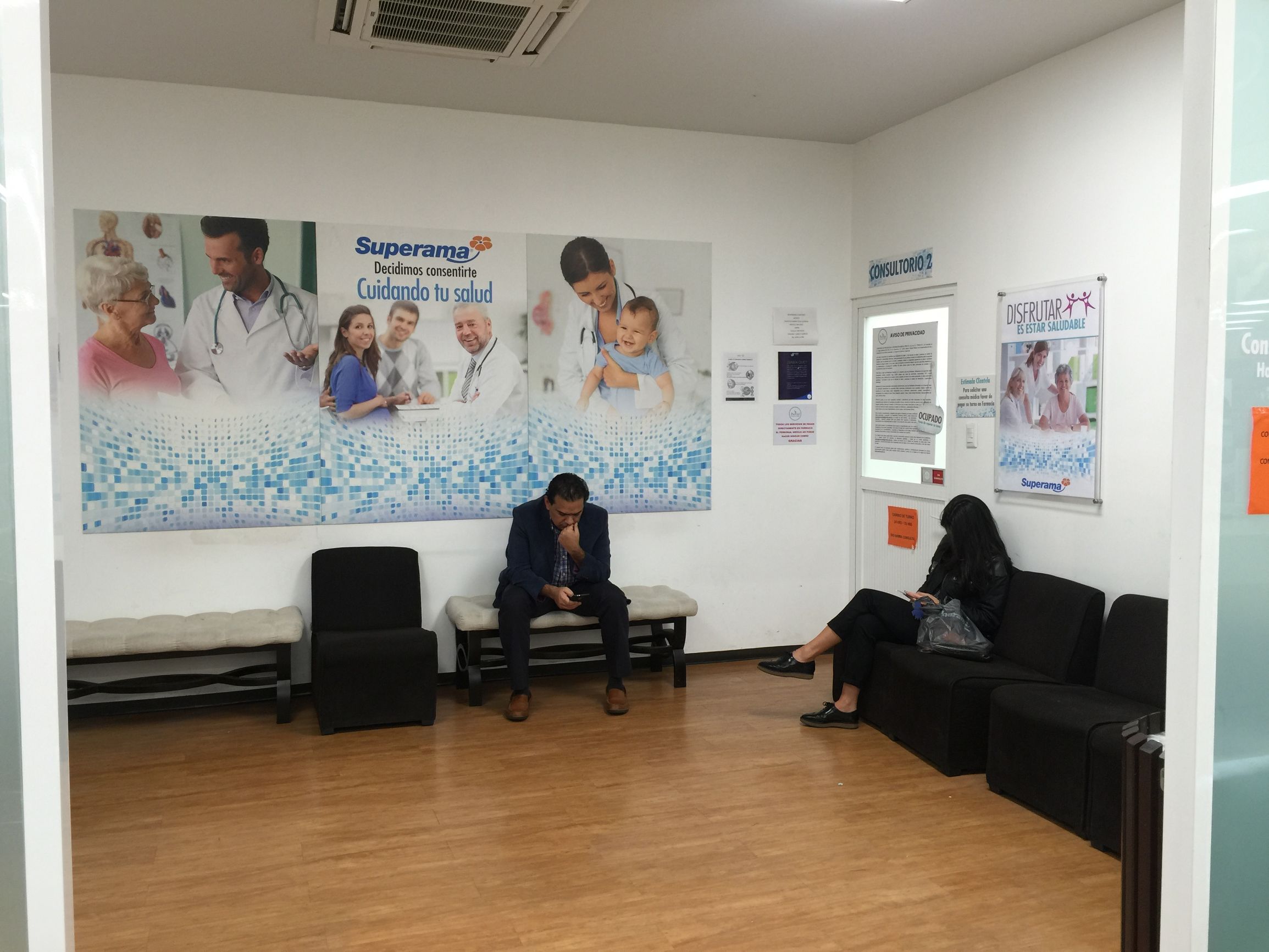 *会两**聊医改：女儿在墨西哥发烧，当地医生竟然这么给她治