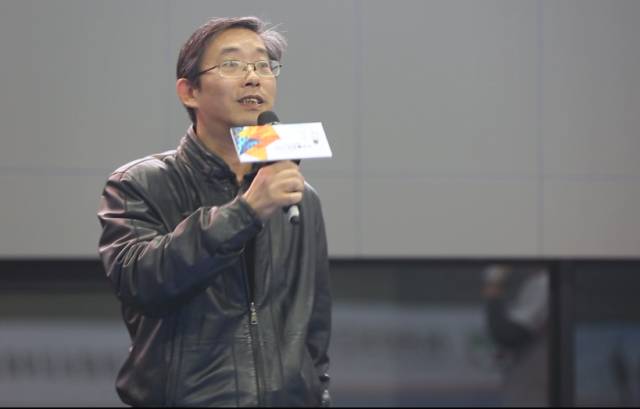 足球史上那些让人记忆深刻的时刻,关于足球那些难以磨灭的记忆