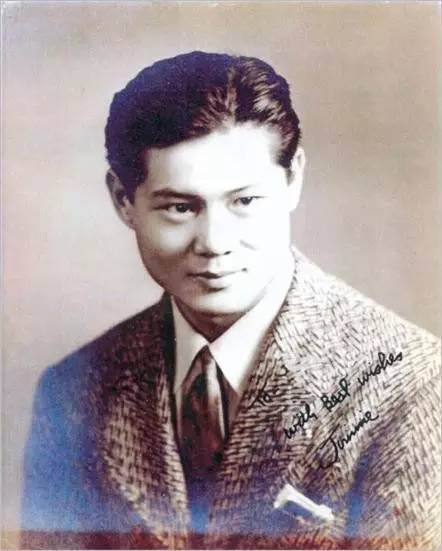 李小龙咏春拳绝技,李小龙学咏春拳的过程