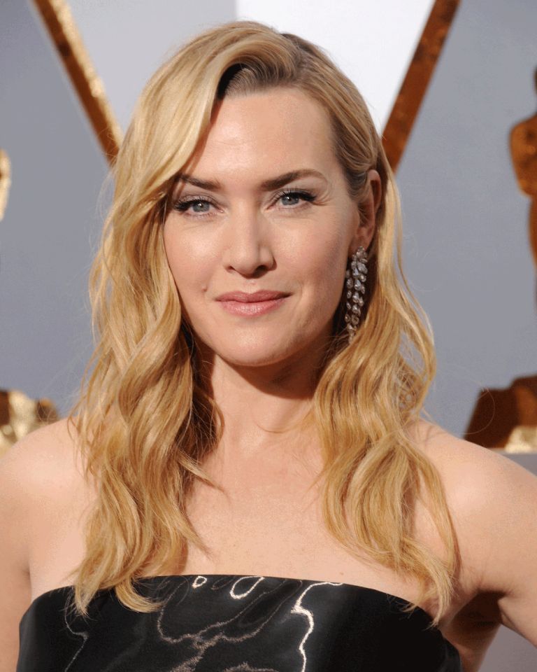 向附庸说不，来看看欧美女星如何撕下“花瓶”标签？