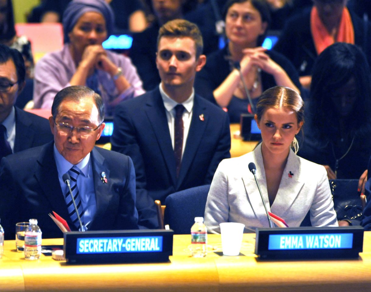 向附庸说不，来看看欧美女星如何撕下“花瓶”标签？