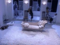 现在年轻人普遍腰痛的原因,长辈腰疼该怎么问候