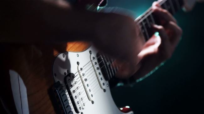 古典吉他演奏技巧有推弦,吉他演奏技巧用指尖弹奏吉他