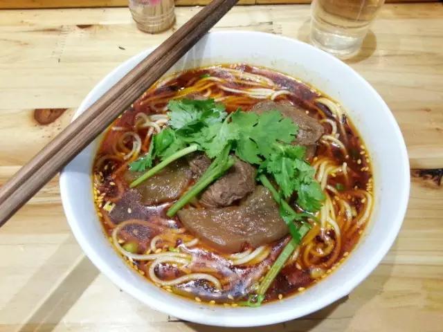 重庆就是块宝地！各路大牌明星都喜欢得不得鸟~