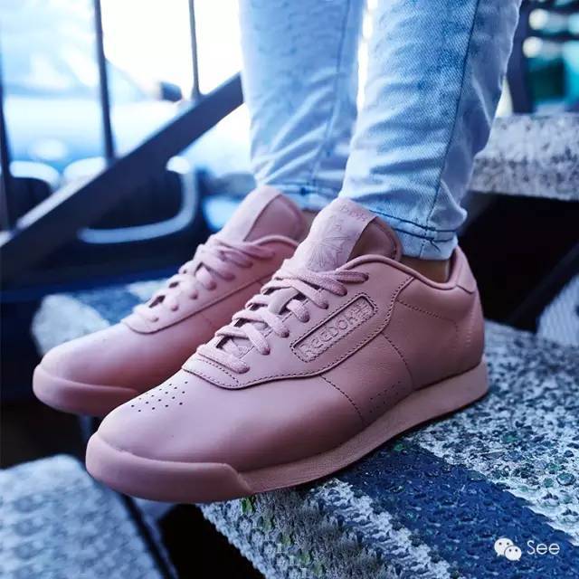 好看的马卡龙配色球鞋,马卡龙配色白色鞋