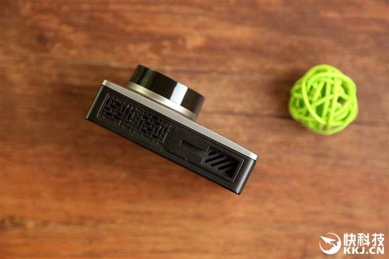 小蚁智能行车记录仪使用说明书,小蚁行车记录仪1015测评