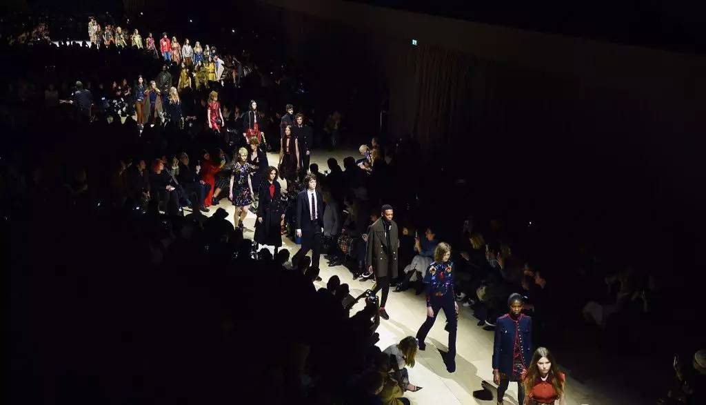 burberry最新时尚单品,burberry新季迷惑时尚单品