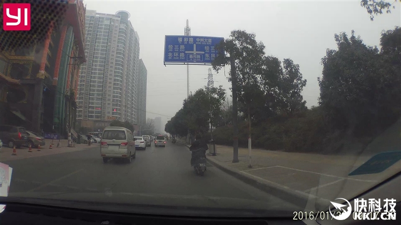 小蚁智能行车记录仪使用说明书,小蚁行车记录仪1015测评