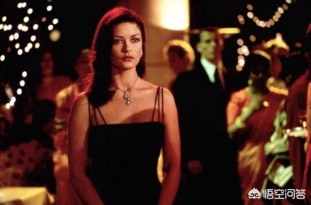 欧美暗黑系十大女星,欧美女星惊艳的照片