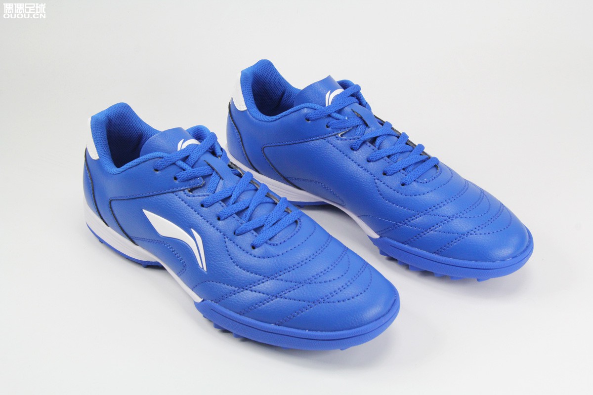 李宁锋锐足球鞋tf测评,李宁长歌2.0升级碎钉足球鞋测评
