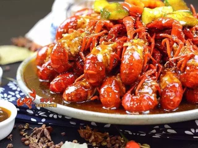 吃遍杭州100家苍蝇馆子,五折吃遍麦当劳