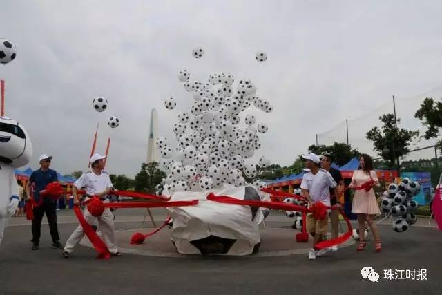 他们是佛山的足球英雄！就在你我身边，大多你都认识！