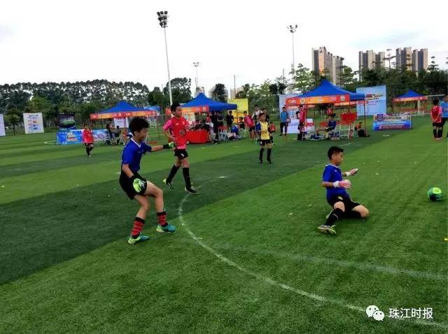 他们是佛山的足球英雄!就在你我身边,大多你都认识!