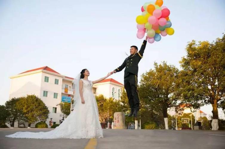 军嫂不容易的话语,军嫂说的话让人敬佩