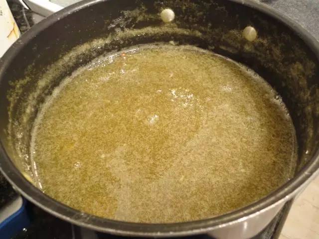 怎么吃葡萄不吐葡萄皮呢,如何吃葡萄不吐葡萄皮