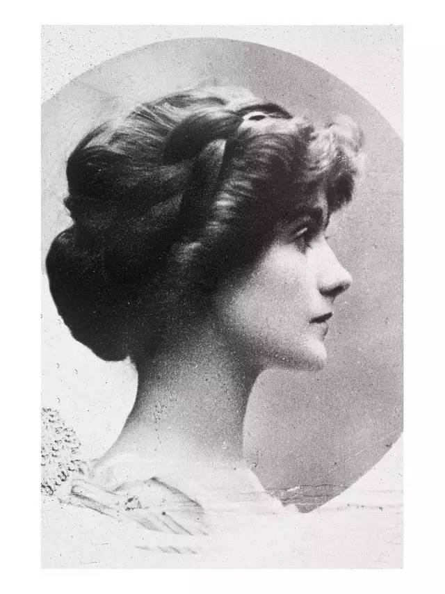 OK!FASHION|用视觉和嗅觉跟Chanel漫步巴黎