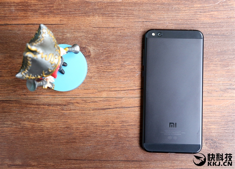 小米5c与小米5的区别,小米花了几年打倒山寨机