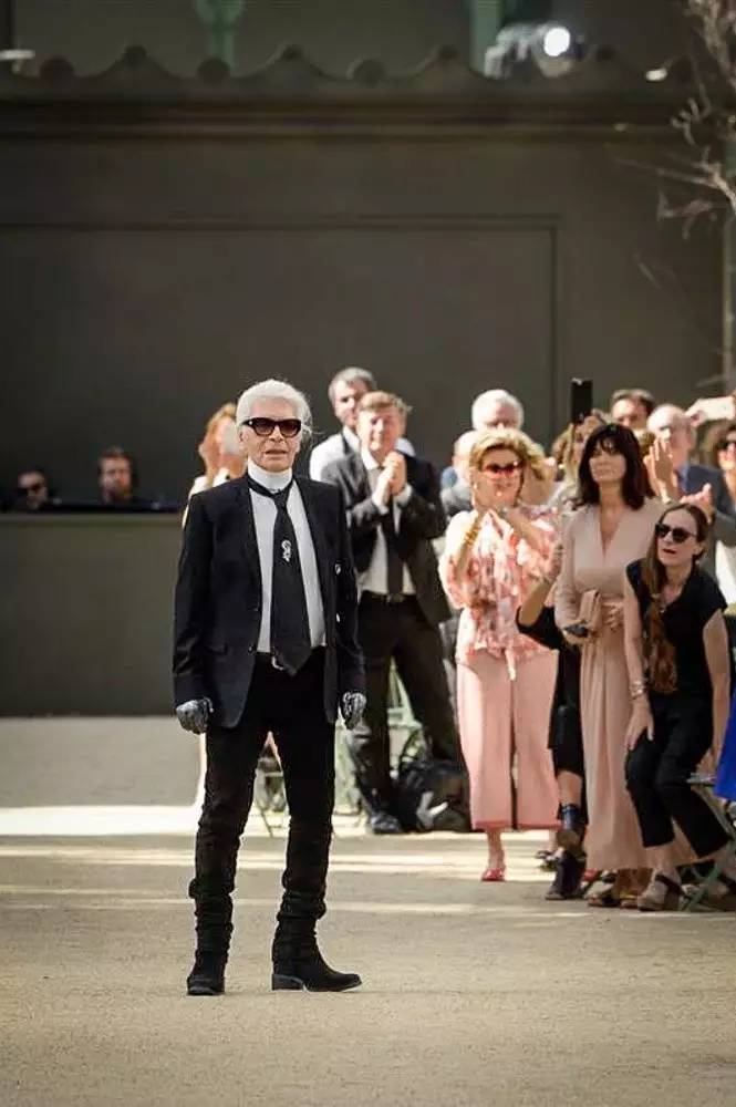 香奈儿巴黎铁塔广告,香奈儿巴黎铁塔