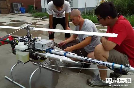 多旋翼无人机科普,无人直升机和多旋翼无人机哪个好
