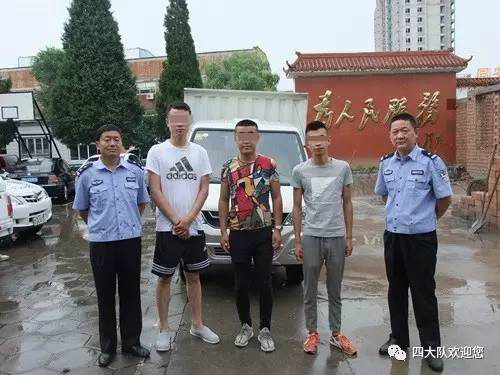 交警查缉盗抢车辆,长治交警夜查摩托车炸街行为