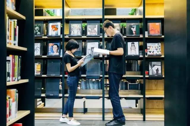 三亚旅拍摄影师约拍视频,海口约旅拍摄影师