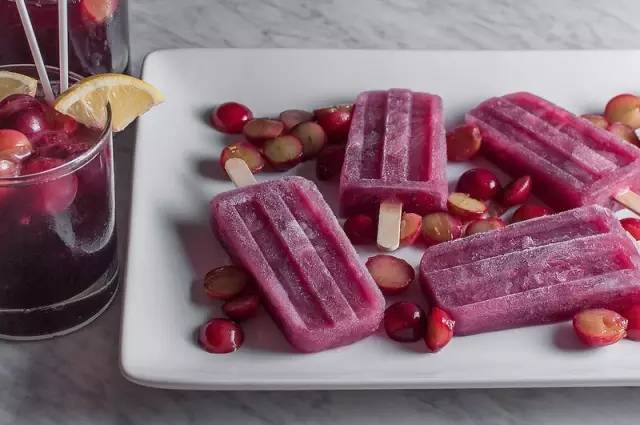 怎么吃葡萄不吐葡萄皮呢,如何吃葡萄不吐葡萄皮