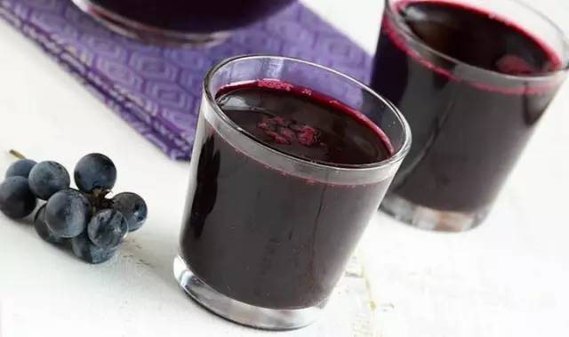 怎么吃葡萄不吐葡萄皮呢,如何吃葡萄不吐葡萄皮