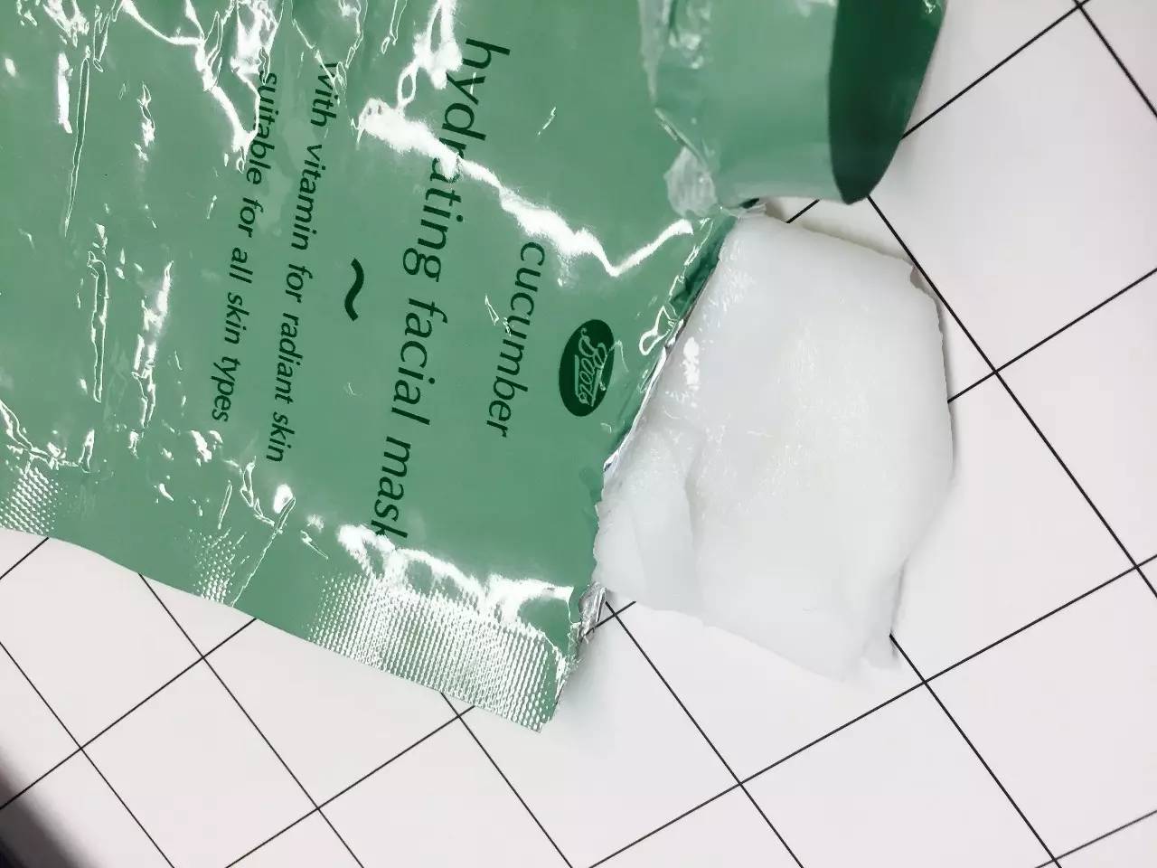 泰国十大必买便宜化妆品,泰国必买十大美容品