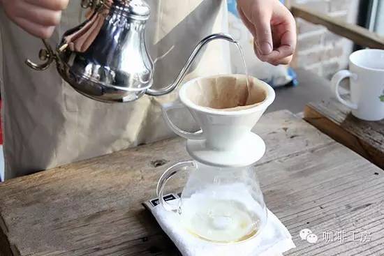 手冲咖啡过滤杯v60,手冲咖啡注水的正确方法
