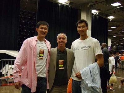 闲话体育经纪人：贵圈真乱｜懒熊涨姿势