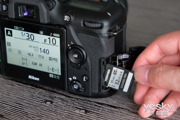 尼康d7500比d7100画质提升多少,尼康d7500和佳能90d哪个值得入手