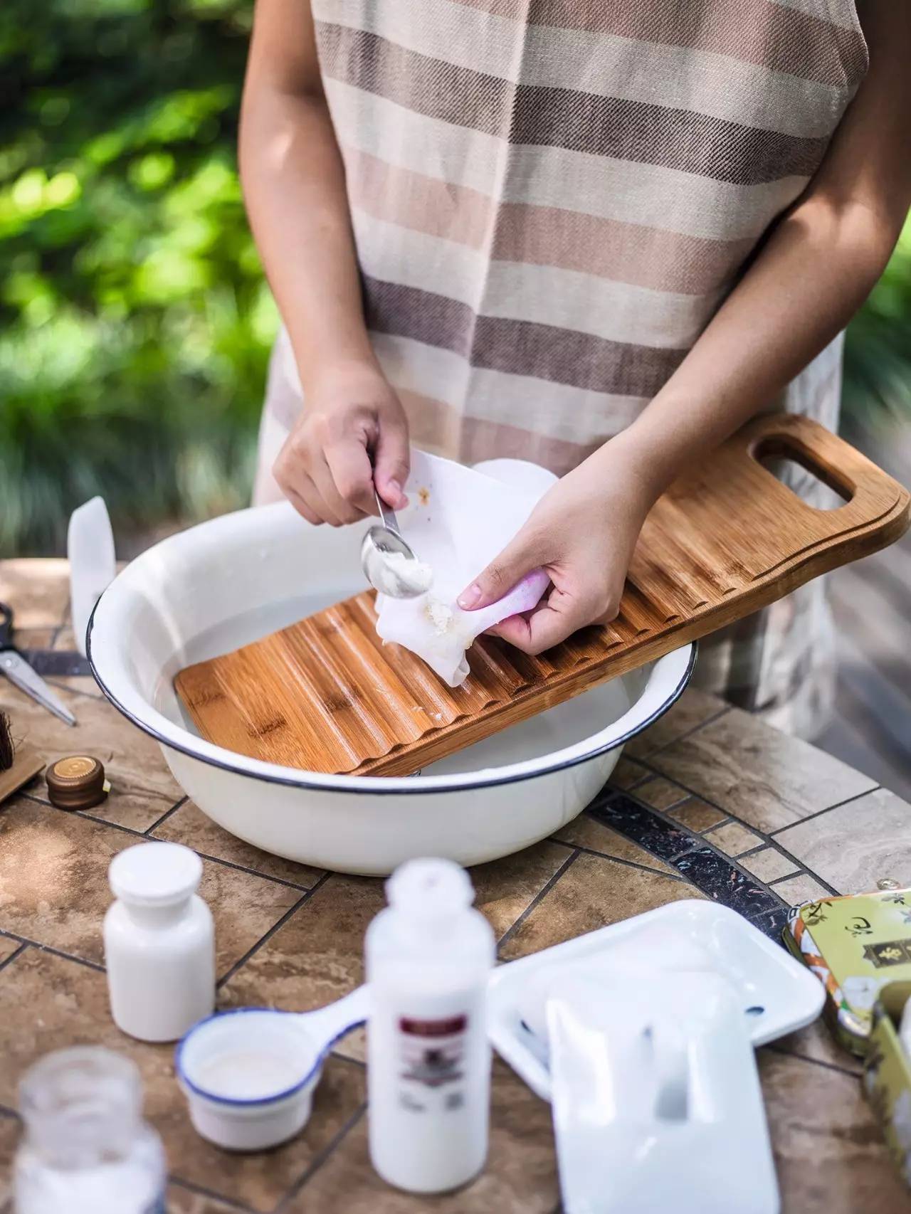 永续护衣:自有米饭柠檬牛奶来对付污渍油渍口红渍