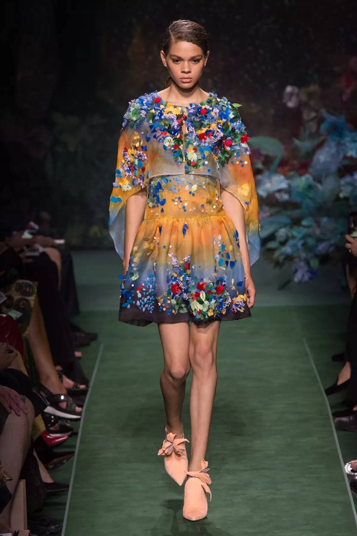 高定皮草fendi,fendi皮草设计理念