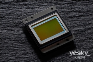 尼康d7500比d7100画质提升多少,尼康d7500和佳能90d哪个值得入手