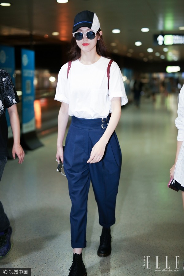 明星都在背什么帆布包,明星同款双肩包女现在最流行的