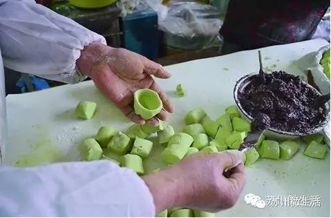 苏州特色时令青团子上市,苏州正宗青团子