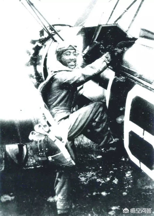 不止飞翔,二战世界第一王牌飞行员