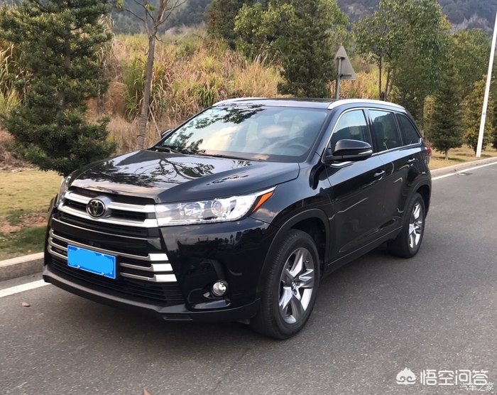 汉兰达2.5混动车型养车费用,丰田汉兰达2.7一公里多少钱