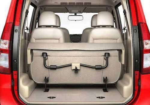 现在的五菱宏光s还值得买吗,神车五菱宏光秋名山搞笑视频