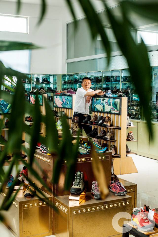 gq十周年事件,gq杂志东亚往事