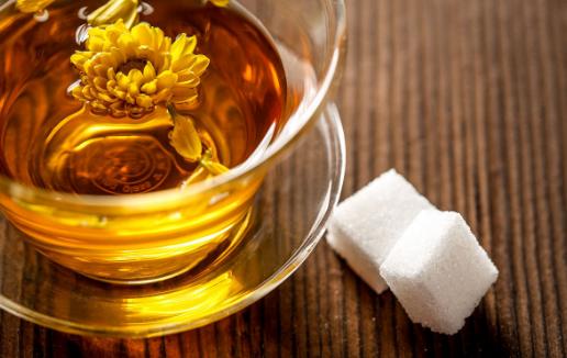 眉心长痘是什么原因怎么消除呢,嘴上长痘最快消除方法