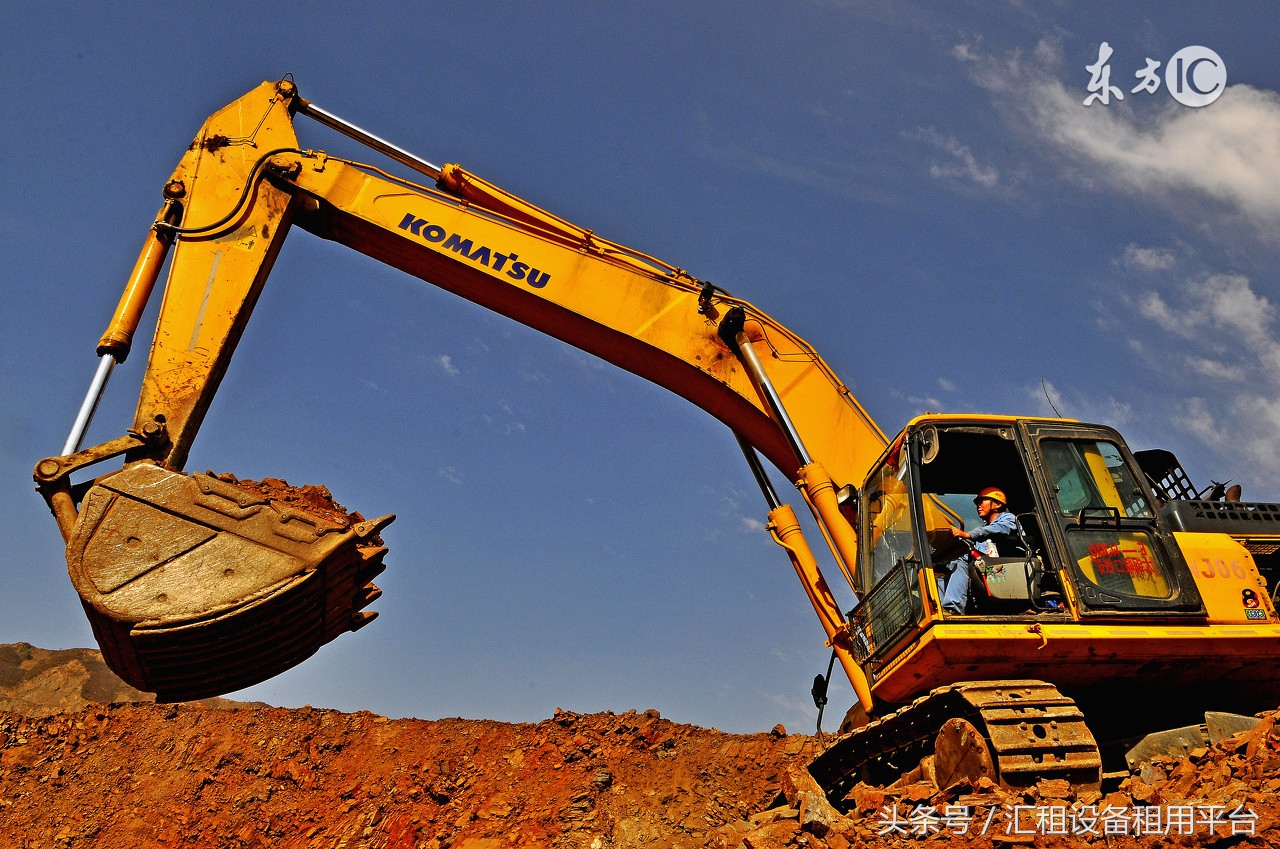 2022年挖机驾驶员工资排行榜,今年挖机司机工资多少钱