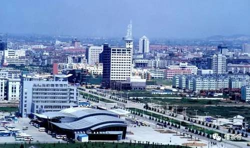 这里的“白茶”网上传言很多，哪个是正版？