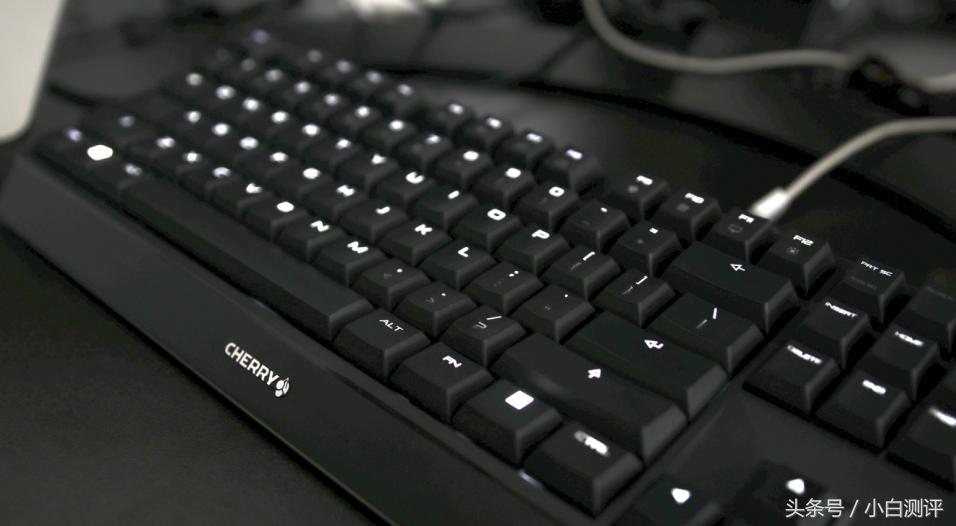 cherry樱桃mx3.0s机械键盘开箱,cherry樱桃mx8.0机械键盘开箱