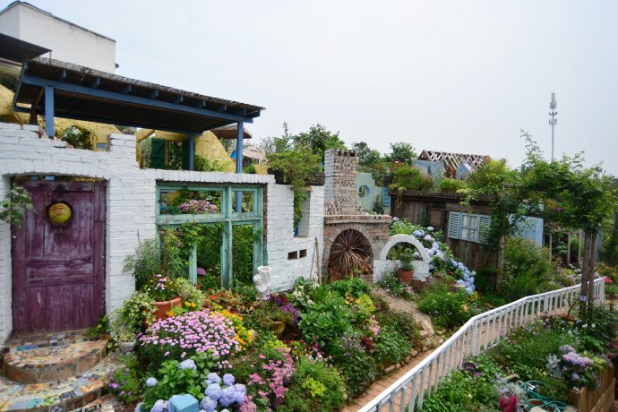 花园拜访,成都玛莉亚色彩花园电话