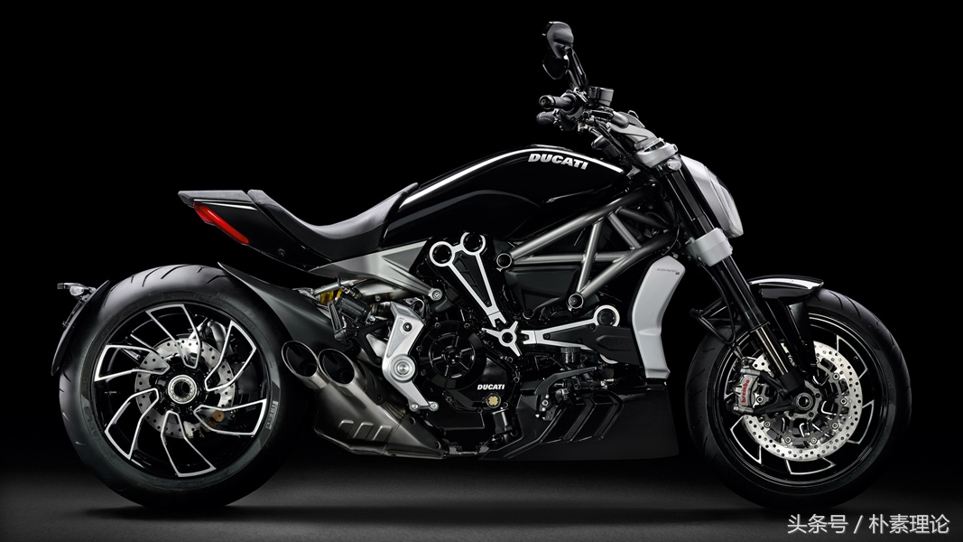 杜卡迪大魔鬼暴躁的高性能机车,杜卡迪顶级重机车图片